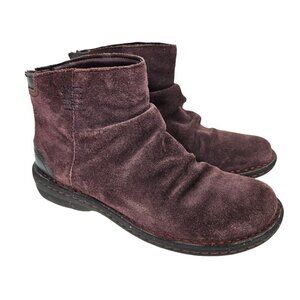 Clarks Avington Swan Purple Suede Gathered Scrunch Ankle Boot US 6